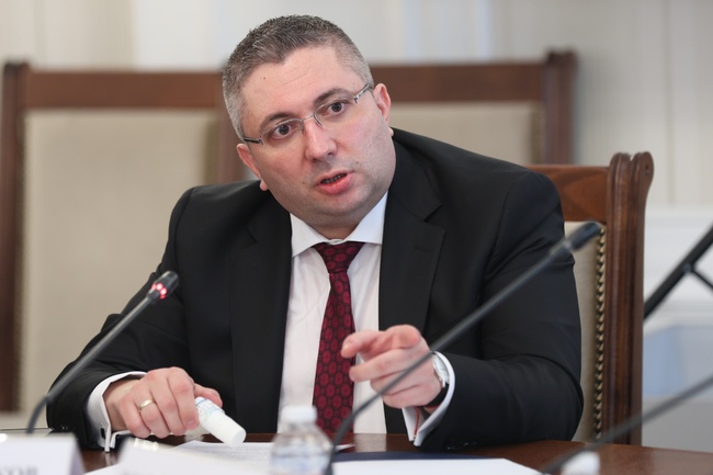 Комисията по регионална политика покани ресорния министър да представи визията и екипа си следващата сряда