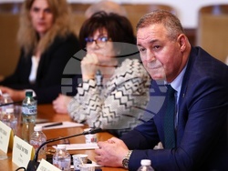 Парламент - Комисия по земеделието, храните и горите