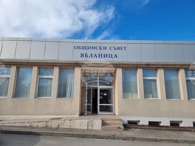 Общинските съветници в Ябланица ще гласуват възнагражденията на кметовете на общината и на населените места