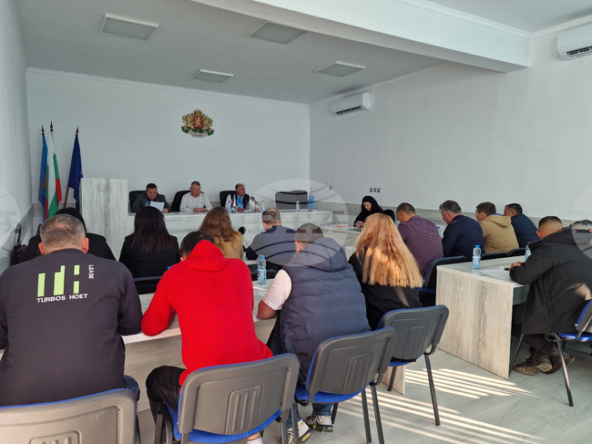 Общинските съветници в Лозница ще обсъдят приемане на наредба за управление на общинските пътища