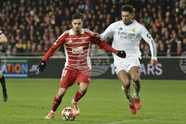 Брест победи Нант като гост в първи мач от кръга на френската Лига 1