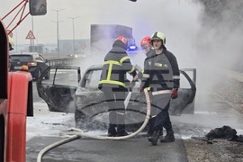 Куклен - пожар на автомобил