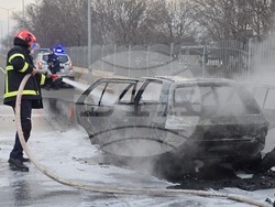 Куклен - пожар на автомобил