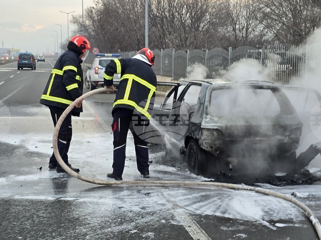 Куклен - пожар на автомобил