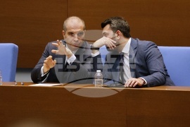 Парламент - заседание