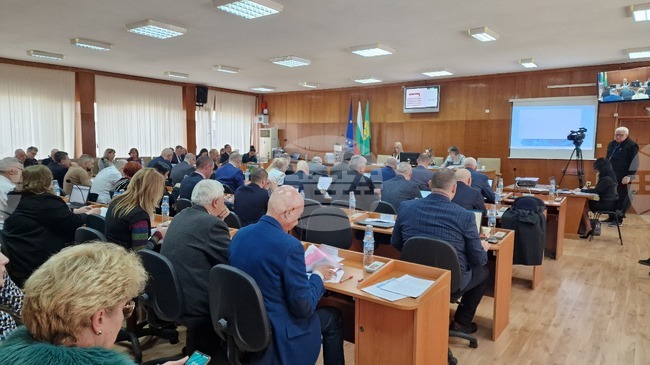 Общинският съвет в Шумен актуализира цените на местни такси и услуги, както и данъка за придобиване на имущество