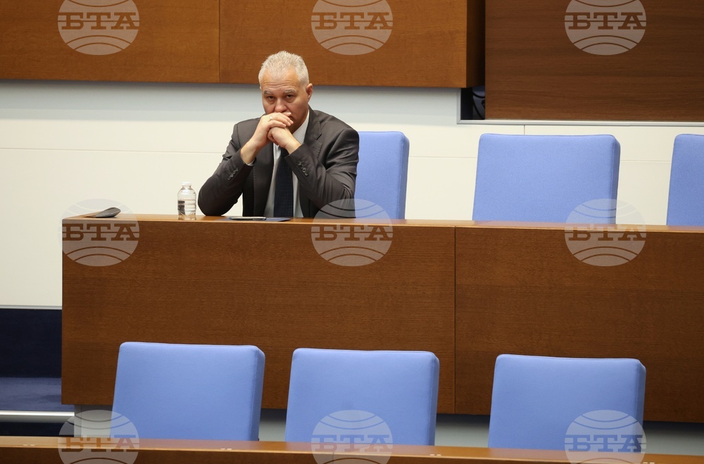 Парламент - заседание