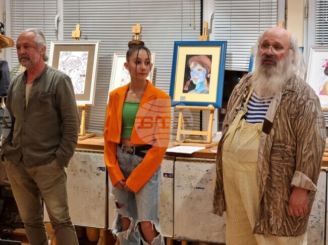 Варна - Алис Георгиева - изложба „Дива“