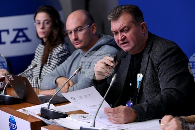 Документи, за които се твърди, че са принадлежали на Петьо Петров – Еврото, бяха представени от Гражданско движение "БОЕЦ" и BIRD.bg