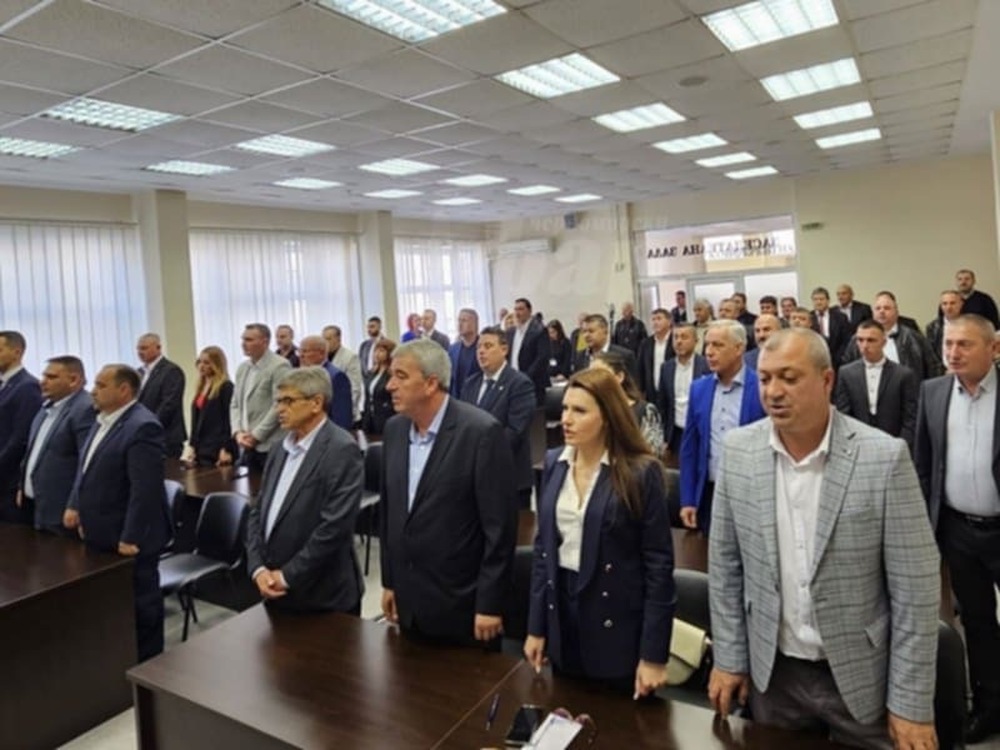 Общинският съвет в Айтос прие схемите за поставяне на преместваеми обекти за извършване на търговия