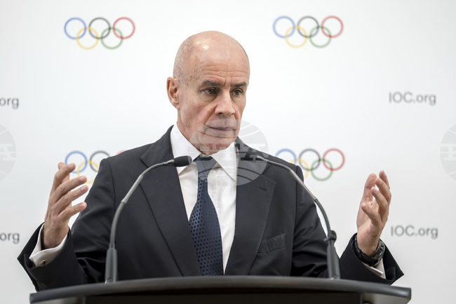 Президентът на ФИС Йохан Елиаш изрази загриженост относно подготовката за състезанията по ски свободен стил и сноуборд на Зимните олимпийски игри в Италия