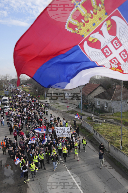 Сръбски вицепримиер обяви, че е увеличил с 20 на сто бюджета за образование по искане на протестиращите студенти