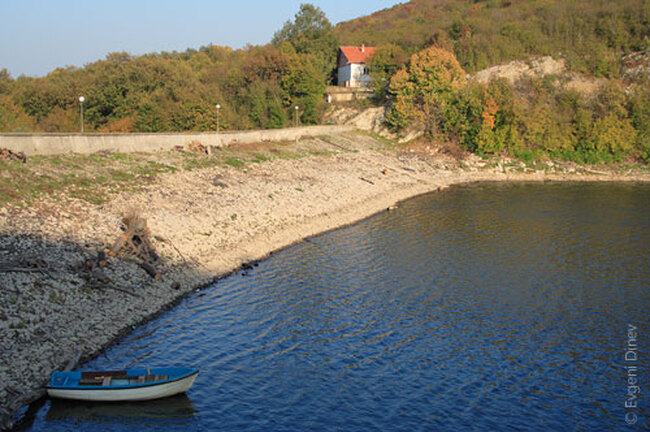 Над 260 000 лева са необходими за почистването на пет критични дерета във Варненско, съобщиха от Областната администрация