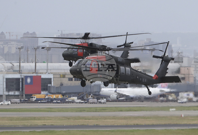 Тайван започва днес най-мащабните си военни учения