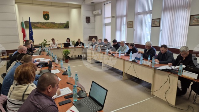 Общината да поеме краткосрочен дълг за реализация на проект, реши Общинският съвет в Тетевен