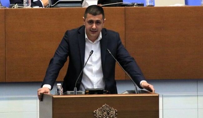 Атанас Атанасов: Разговорът за прогресивно данъчно облагане трябва да започне