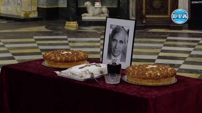 Панихида в памет на Желю Желев, който е първият демократично избран президент на България, бе отслужена в катедралния храм "Св. Александър Невски"