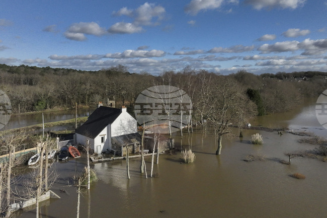 Поройни валежи в Южна Франция доведоха до наводнения