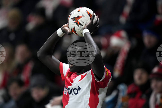 Уест Хям привлече защитник от Сенегал