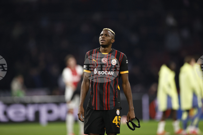 Галатасарай и Наполи не могат да се договорят за трансфера на Виктор Осимен