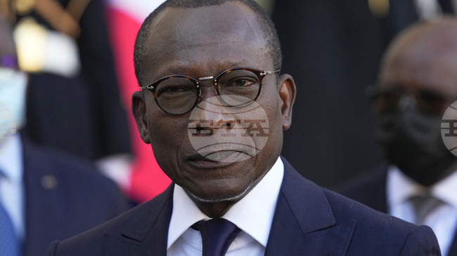 Президентът на Бенин Патрис Талон заяви, че опитът за преврат е бил осуетен, и обеща, че случилото се няма да остане безнаказано 