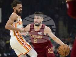 Hawks Cavaliers Basketball
