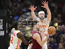 Hawks Cavaliers Basketball