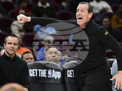 Hawks Cavaliers Basketball