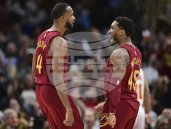 Hawks Cavaliers Basketball