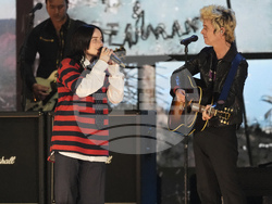 FireAid Benefit Concert - Show