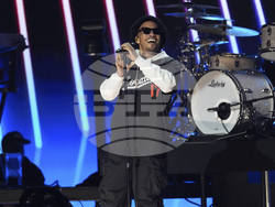 FireAid Benefit Concert - Show