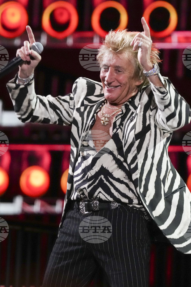 Плеяда от звезди пяха на FireAid - благотворителeн концерт за пострадалите от пожарите в Лос Анджелис