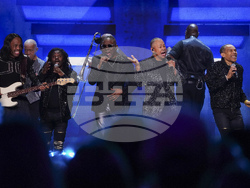 FireAid Benefit Concert - Show