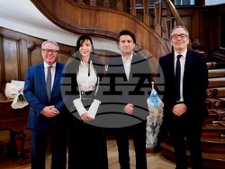 Жаклин Вагенщайн с ордена “Кавалер на изкуството и литературата” на Франция, снимка – организатори