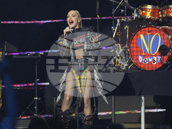 FireAid Benefit Concert - Show