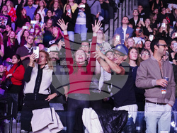 FireAid Benefit Concert - Show