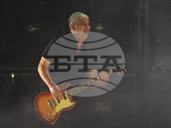 FireAid Benefit Concert - Show