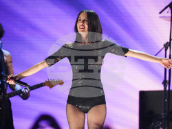 FireAid Benefit Concert - Show