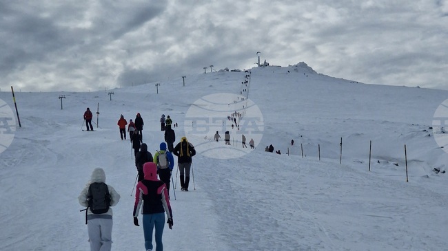 Добри са условията за туризъм в планините, съобщиха от Планинската спасителна служба на БЧК