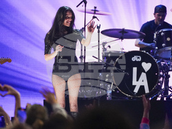 FireAid Benefit Concert - Show