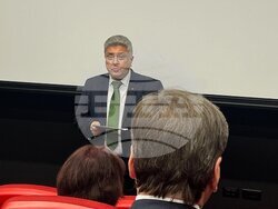 Българският посланик в Черна гора Стефан Димитров откри в град Подгорица изложбата „Евреите по българските земи“