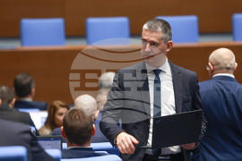 Парламент - заседание