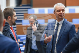 Парламент - заседание