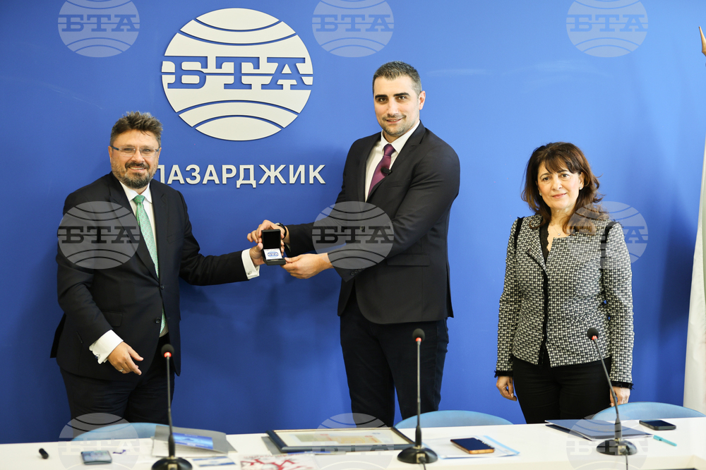 Национален пресклуб на БТА Пазарджик - Община Пазарджик - БТА - договор - подписване