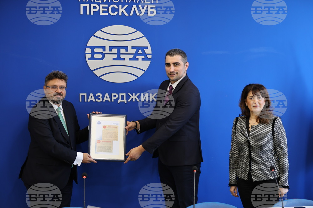 Национален пресклуб на БТА Пазарджик - Община Пазарджик - БТА - договор - подписване