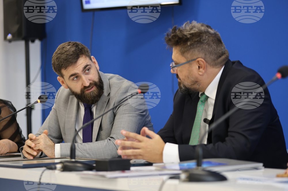 Възможностите, които ЕС предоставя на младите хора, са нещо немислимо за поколението на техните родители, каза евродепутатът Андрей Новаков