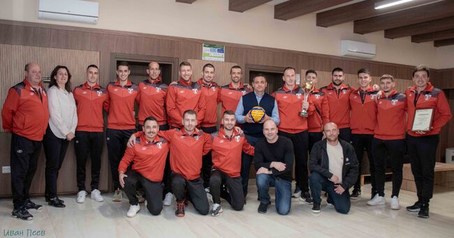 Община Етрополе: 15 000 лв. премия за мъжкия волейболен клуб