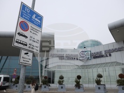 Летище - таксиметрови шофьори - протест