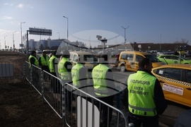Летище - таксиметрови шофьори - протест