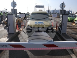 Летище - таксиметрови шофьори - протест